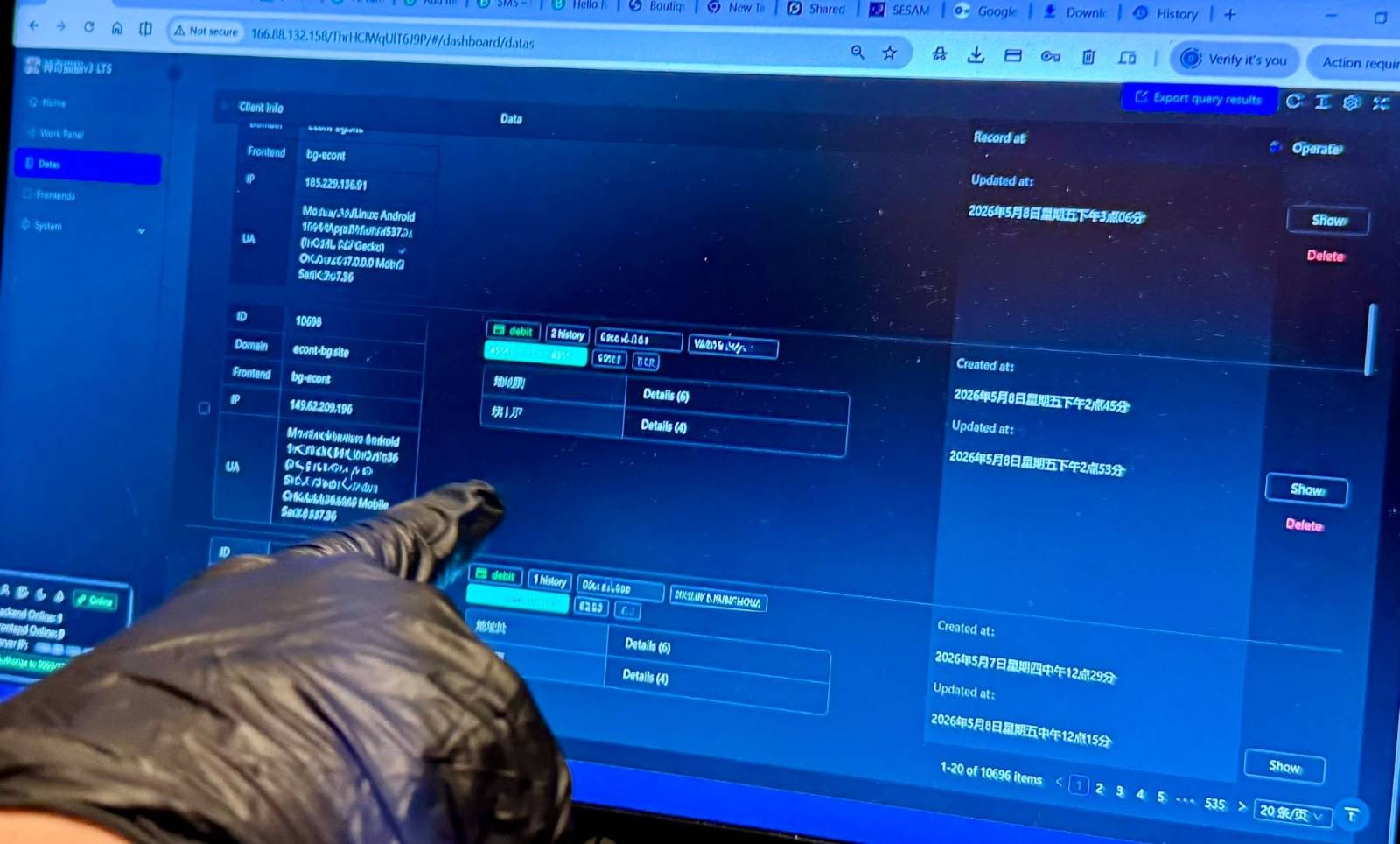 Online fraud platform using fake (phishing) websites